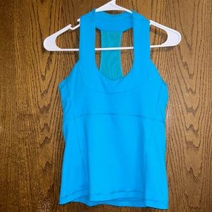 Women’s Size 6, blue lululemon tank top